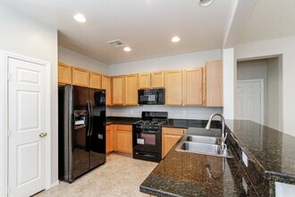 5633 N Lookout Crest St in North Las Vegas, NV - Building Photo - Building Photo
