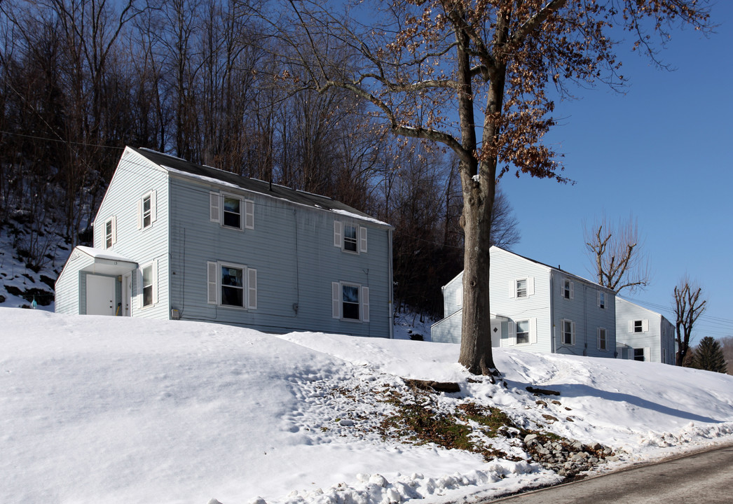 Stadium Apartments in Mt Hope, WV - Building Photo