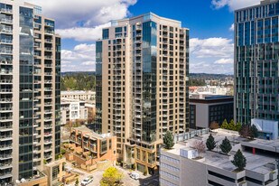 Washington Square in Bellevue, WA - Building Photo