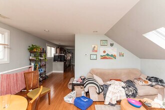 848 N Wood St, Unit 3 in Chicago, IL - Building Photo - Building Photo