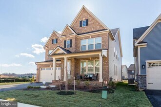 6547 Clubhouse Dr in Laurel, MD - Building Photo - Building Photo