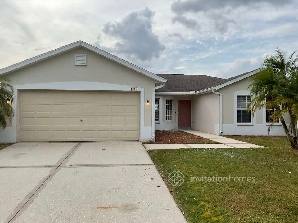 4009 Malickson Dr in Parrish, FL - Building Photo