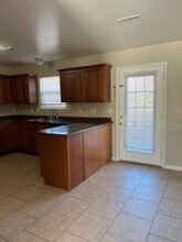 16188 Holy Cross Ln in St. Robert, MO - Building Photo - Building Photo