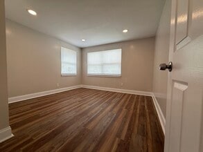 2418 Pullman Ave in Jacksonville, FL - Building Photo - Building Photo
