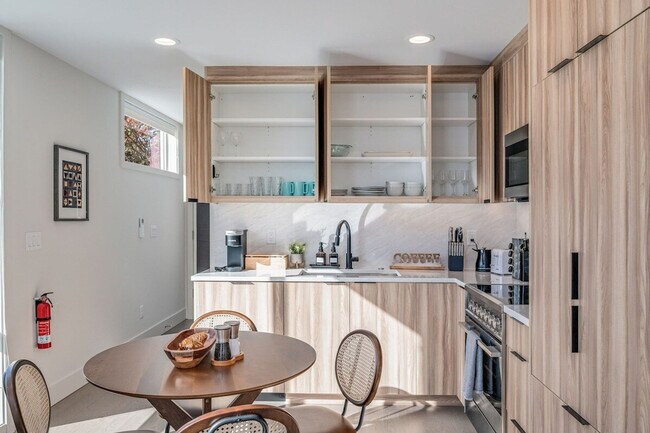 4301 Dayton Ave N, Unit SI ID1036016P in Seattle, WA - Building Photo - Building Photo