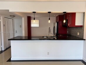 403 NW 68th Ave, Unit 502 in Plantation, FL - Building Photo - Building Photo