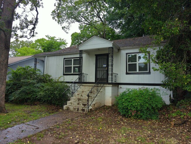 property at 2419 Vine St