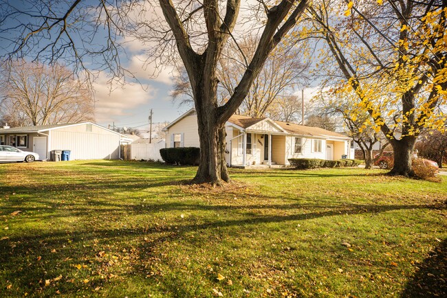 3651 Greengate Dr in Toledo, OH - Building Photo - Building Photo