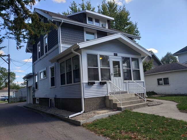 410 Sherman Street, Unit Basement Unit in North Mankato, MN - Building Photo - Building Photo