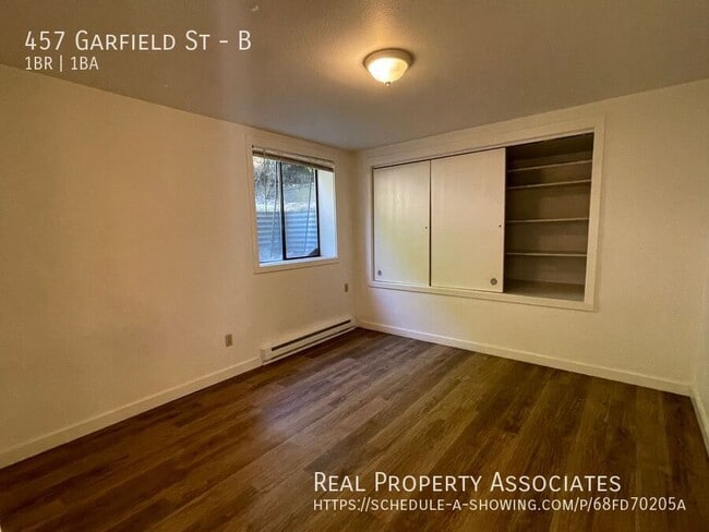 457 Garfield St in Seattle, WA - Building Photo - Building Photo