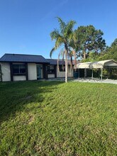 530 Escarole St SE in Palm Bay, FL - Building Photo - Building Photo
