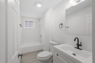 551 Chestnut St in Athol, MA - Building Photo - Building Photo