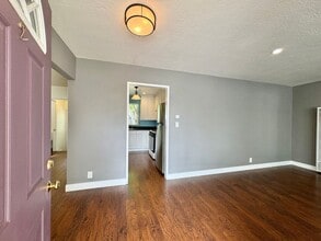 165 Dewitt Ave in Napa, CA - Foto de edificio - Building Photo