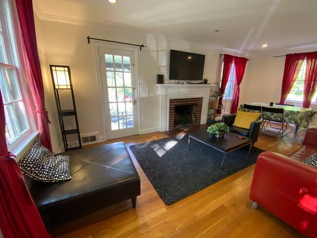 4427 Nebraska Ave NW, Unit # 2