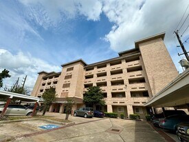 2210 Dorrington St in Houston, TX - Building Photo