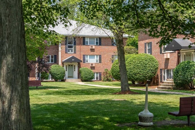 Towne Estates