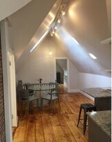 58 Fessenden St, Unit 3 in Portland, ME - Building Photo