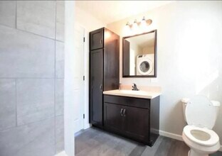 125 Elmira Rd, Unit B in Ithaca, NY - Building Photo - Building Photo