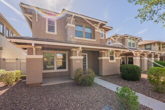 1057 S Deerfield Ln in Gilbert, AZ - Building Photo - Building Photo