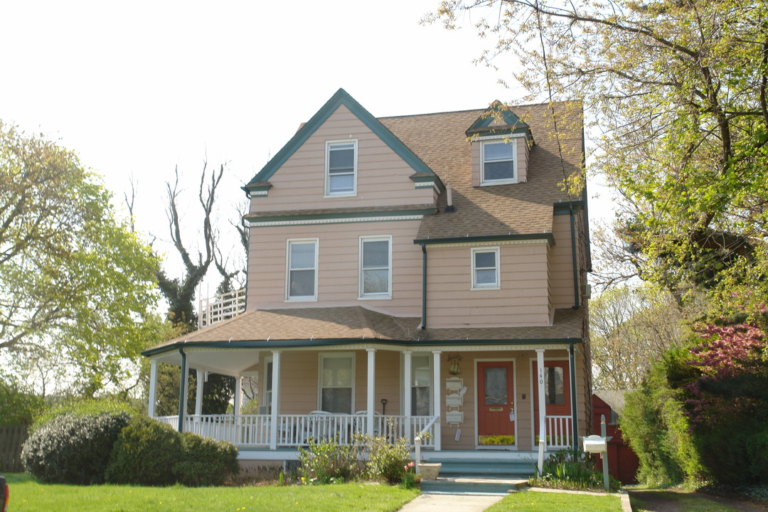 156 Franklin Ave in Long Branch, NJ - Foto de edificio