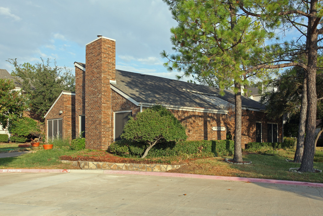 Southridge in Greenville, TX - Building Photo