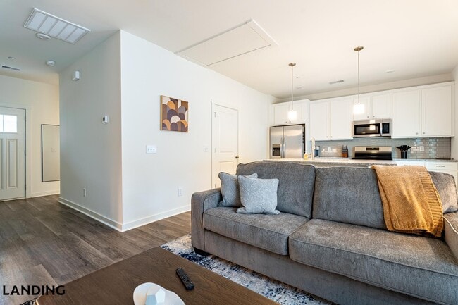 3164 Mulberry Blvd, Unit 214 in Port Wentworth, GA - Foto de edificio - Building Photo