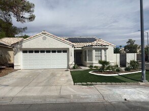 7608 Sea Wind Dr in Las Vegas, NV - Building Photo - Building Photo