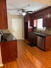 6917 Holiday Ln in Corpus Christi, TX - Building Photo - Building Photo