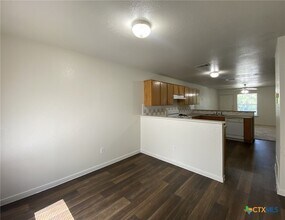 334 S 40th St in Killeen, TX - Building Photo - Building Photo