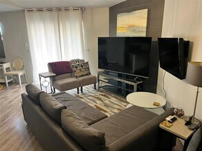 1601 Faro Dr in Austin, TX - Building Photo - Building Photo