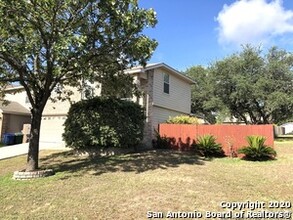 731 Leopard Hollow in San Antonio, TX - Building Photo - Building Photo