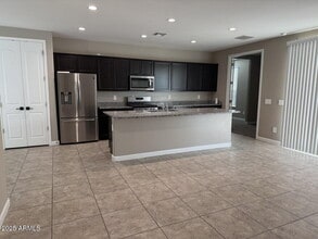 38163 W Santa Monica Ave in Maricopa, AZ - Building Photo - Building Photo