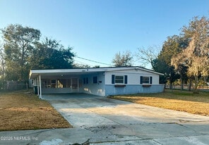 10914 Indies Dr N in Jacksonville, FL - Building Photo