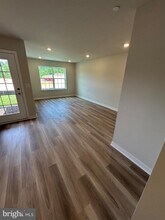 28 Barnes Wy in Gloucester Township, NJ - Building Photo - Building Photo