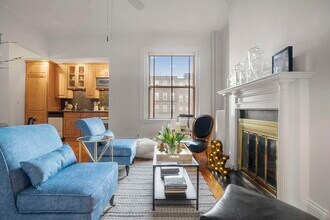 30 Peterborough St in Boston, MA - Building Photo - Building Photo
