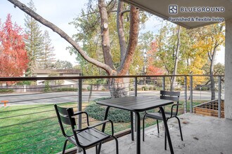350 Sharon Park Dr in Menlo Park, CA - Building Photo - Building Photo