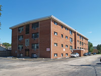 Denley Court in Schiller Park, IL - Building Photo - Building Photo