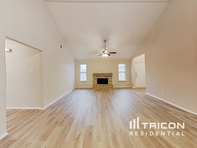 4116 Amy Dr in Mesquite, TX - Building Photo - Building Photo