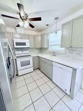 400 Waterside St in Port Charlotte, FL - Building Photo - Building Photo