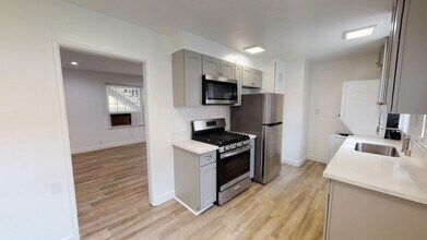 *FREE RENT* 1 bed/1 bath unit in Valley Village!! in North Hollywood, CA - Building Photo - Interior Photo