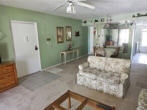 7701 Starkey Rd in Seminole, FL - Building Photo - Building Photo