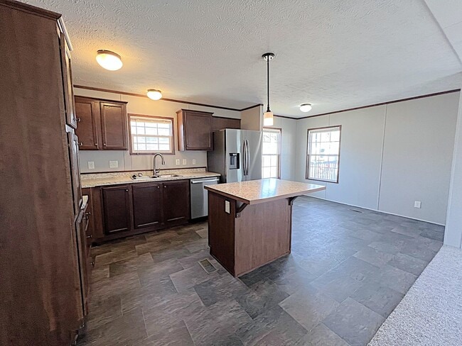 17086 Coventry Ln in Holly, MI - Building Photo - Building Photo