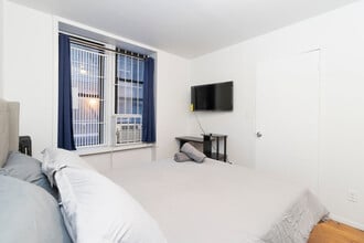 312 E 93rd St in New York, NY - Building Photo - Building Photo