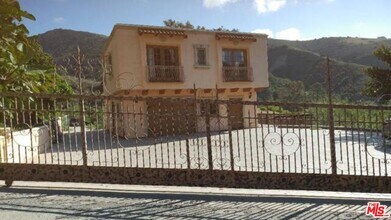 28247 Via Acero in Malibu, CA - Building Photo - Building Photo