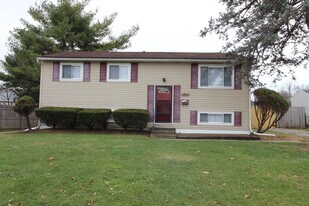 5071 Albany Dr in Columbus, OH - Building Photo