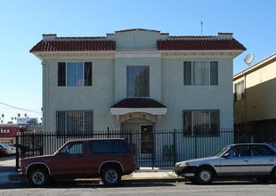 1711 N Alexandria Ave in Los Angeles, CA - Building Photo - Building Photo