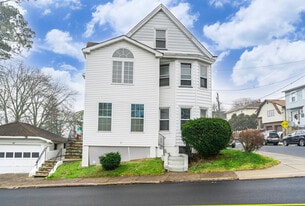 97 Fenner Ave, Unit 2 in Clifton, NJ - Building Photo