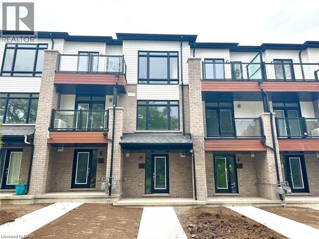 property at 34 SIDNEY ROSE Cmn