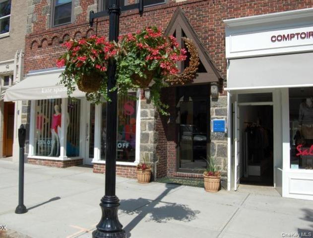 property at 271 Greenwich Ave