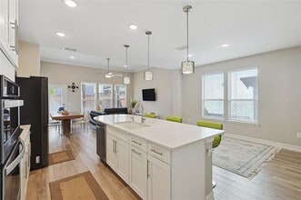 262 Jones St in Irving, TX - Building Photo - Building Photo
